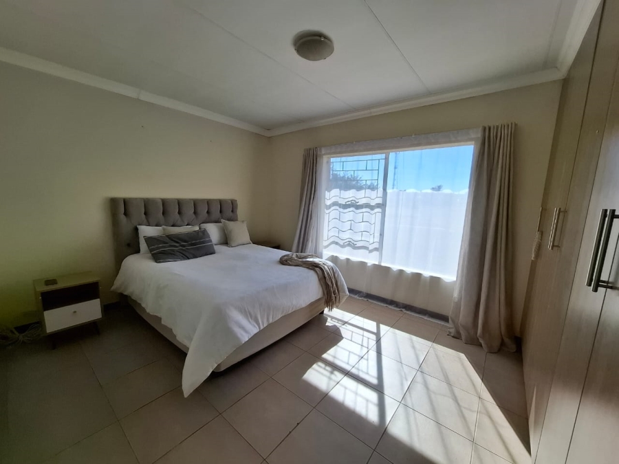 2 Bedroom Property for Sale in Pellissier Free State